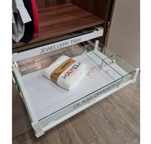 Rổ kéo bằng kính 600mm Hafele 807.95.871